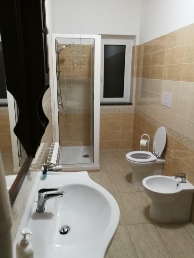 Guest House Villa Mamurra Formia Phòng bức ảnh
